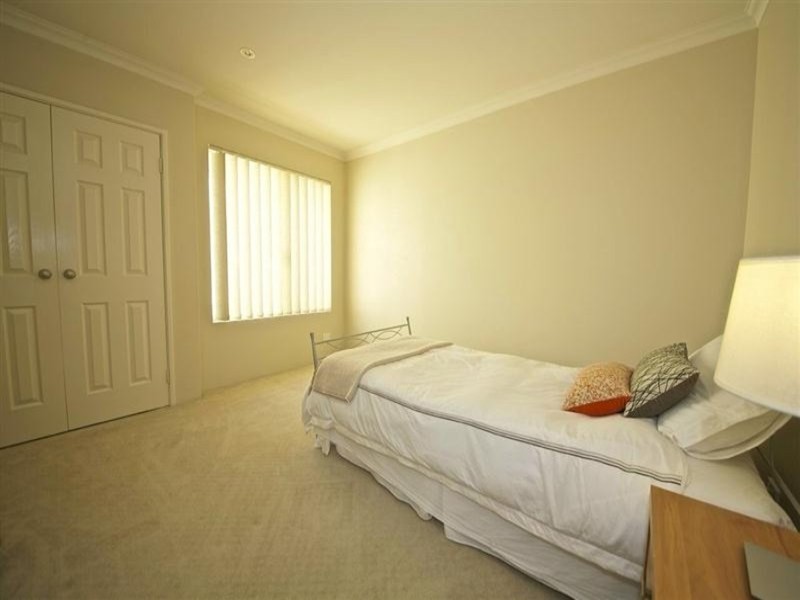 160 Kingsway, Darch WA 6065