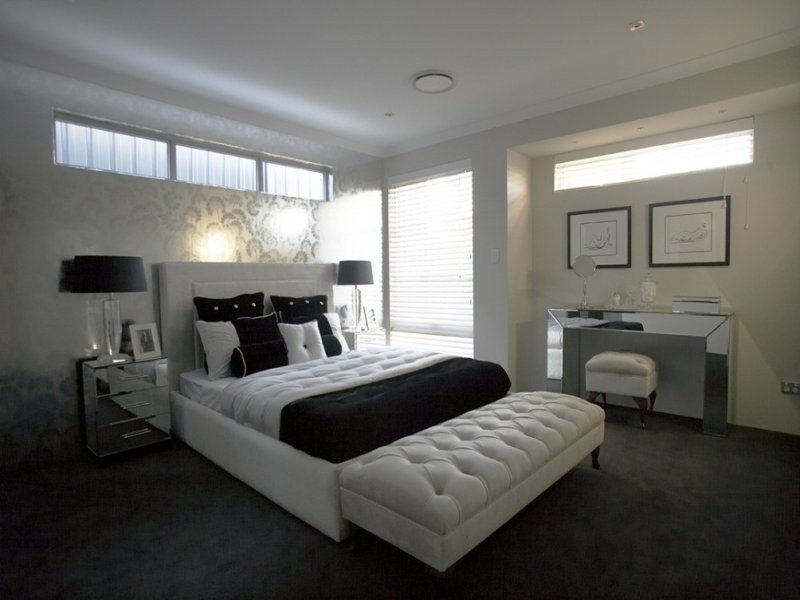 8 Kirkcaldy Terrace, Hocking WA 6065