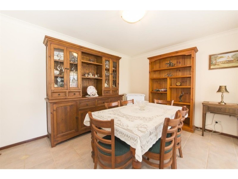 5 Danvers Close, Marangaroo WA 6064