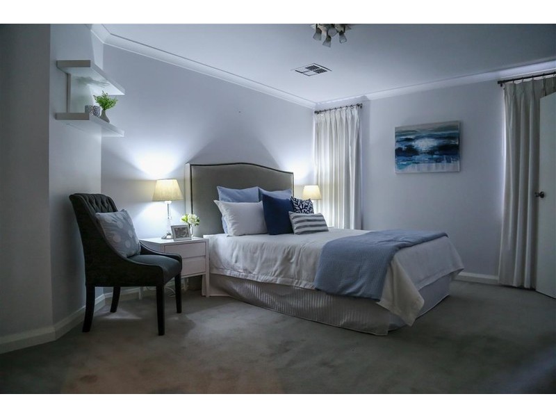 33 Marginson Drive, Landsdale WA 6065