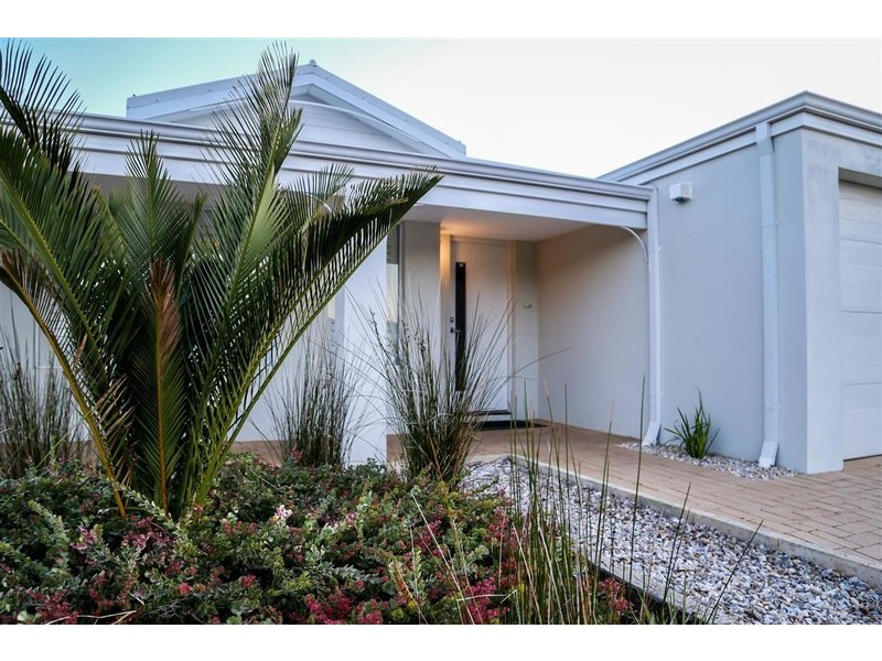 33 Marginson Drive, Landsdale WA 6065