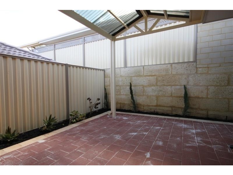 18 Selsfield Place, Balga WA 6061