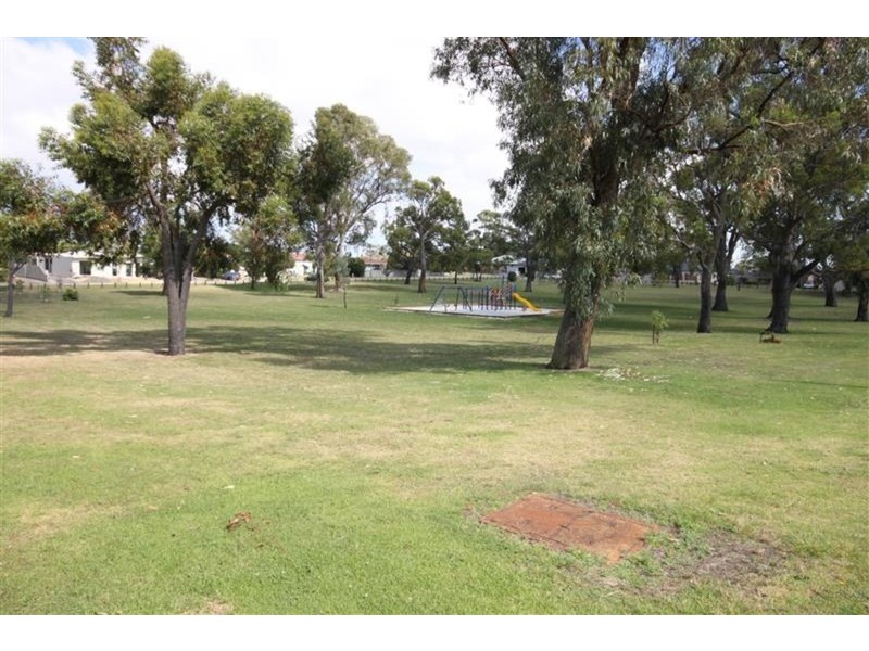 18 Selsfield Place, Balga WA 6061