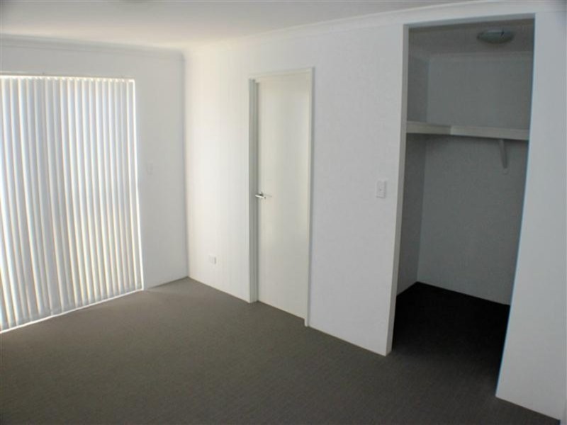 154 Landsdale Road, Darch WA 6065