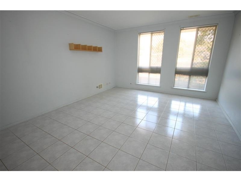 5 Yera Place, Wanneroo WA 6065