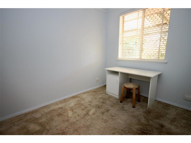 5 Yera Place, Wanneroo WA 6065