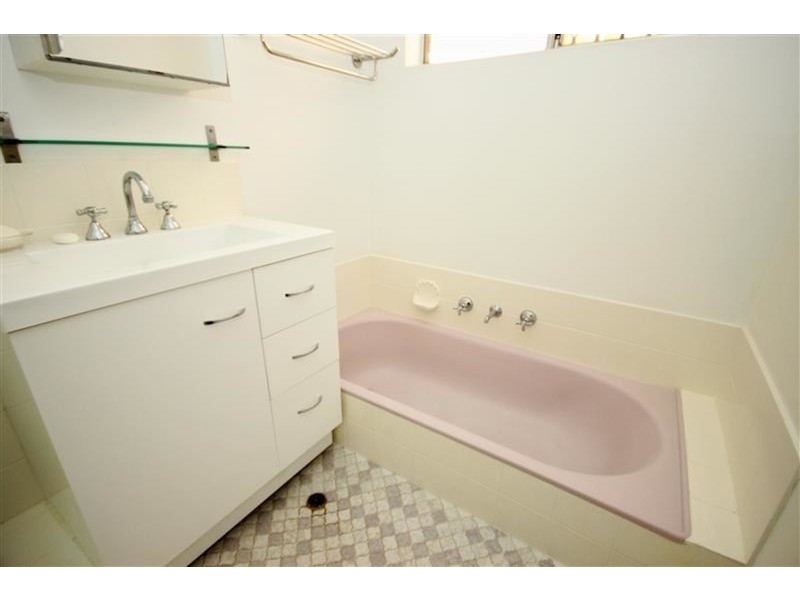 5 Yera Place, Wanneroo WA 6065