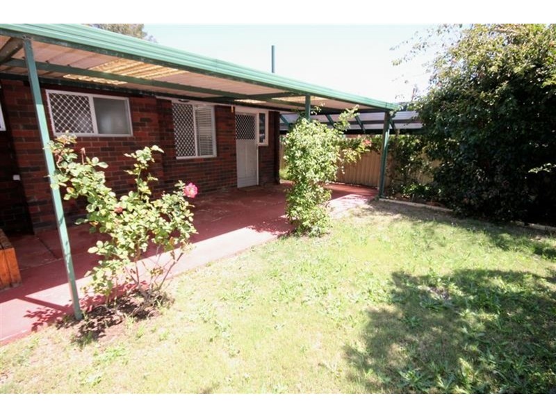 5 Yera Place, Wanneroo WA 6065