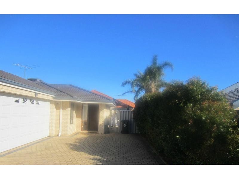 B/11 PARSONS Way, Innaloo WA 6018