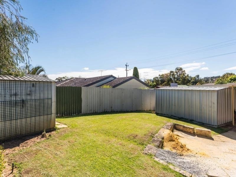 39 Nyunda Drive, Wanneroo WA 6065