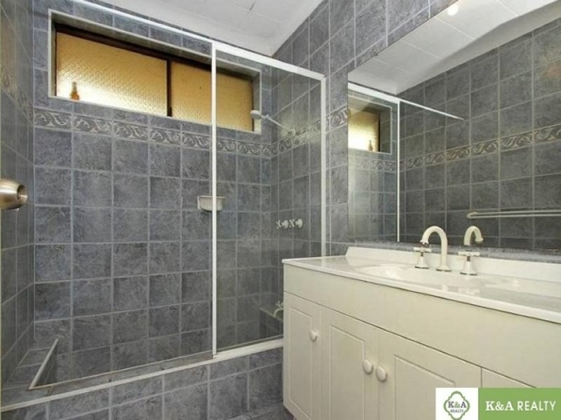 8 Wanill Place, Wanneroo WA 6065