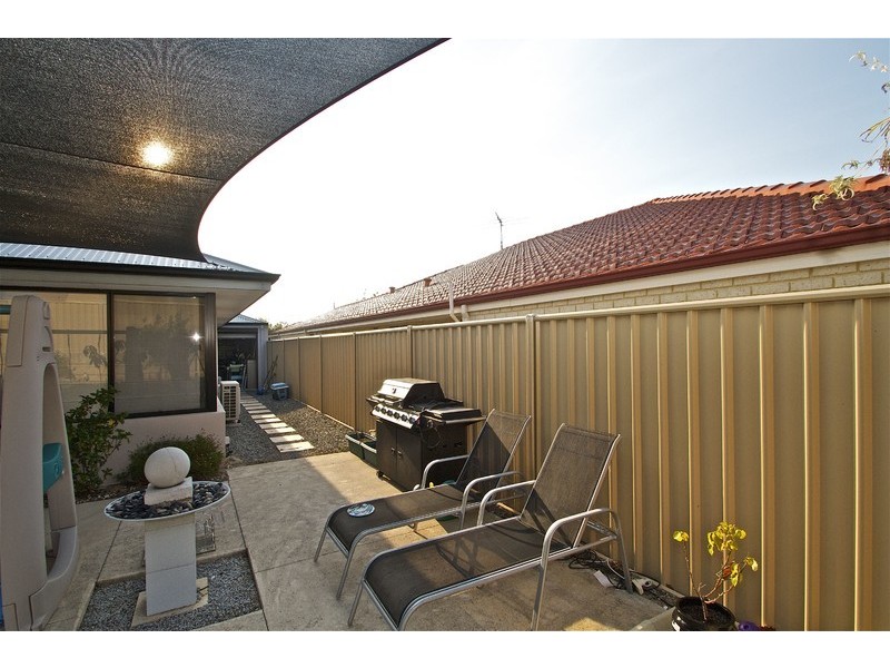 8 Kilchurn Promenade, Darch WA 6065