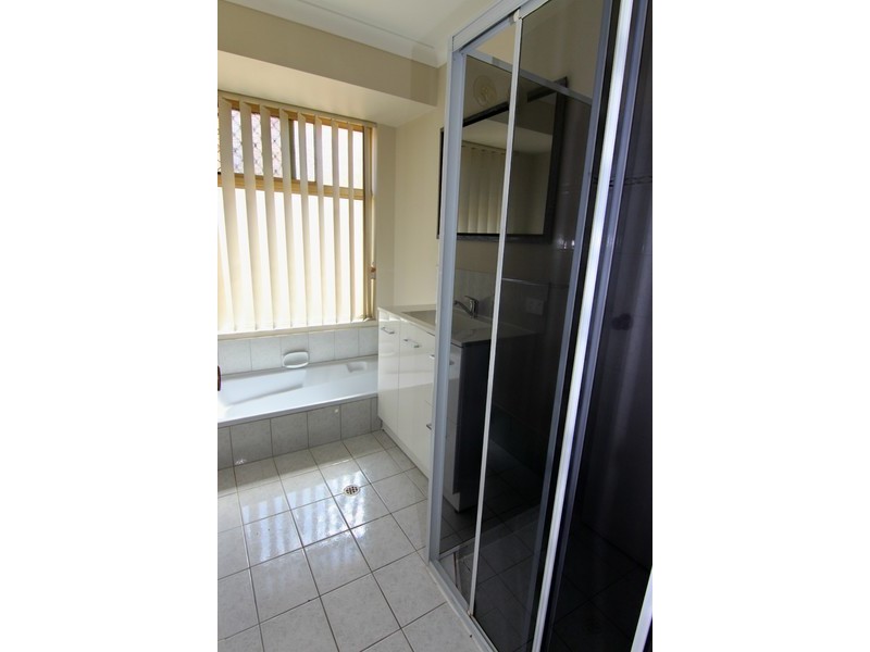 56 Jefferson Drive, Marangaroo WA 6064