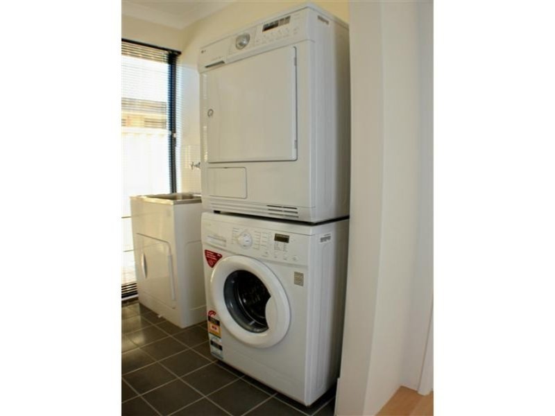 94 Bethwyn Circuit, Madeley WA 6065