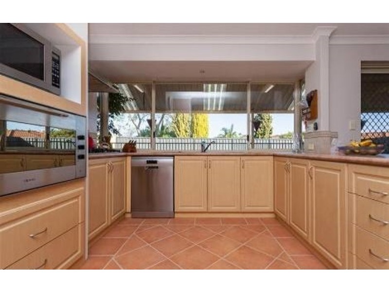 11 Heathfield Drive, Landsdale WA 6065