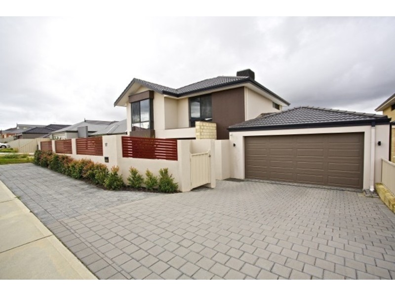 17 Bathurst Gardens, Darch WA 6065