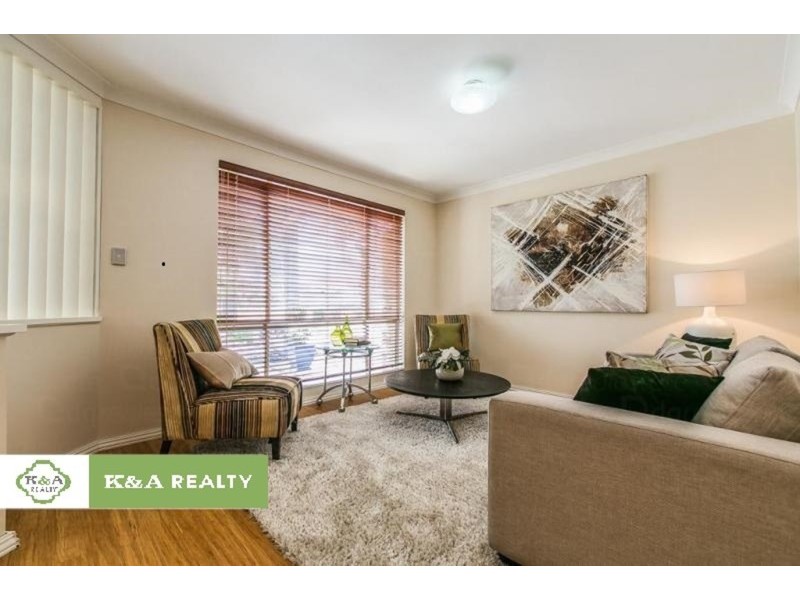 18 Richardson Court, Woodvale WA 6026