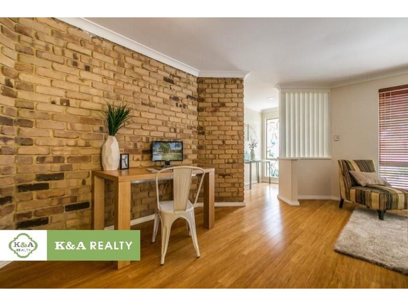 18 Richardson Court, Woodvale WA 6026