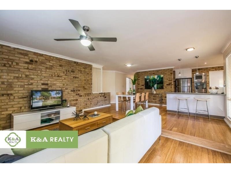 18 Richardson Court, Woodvale WA 6026