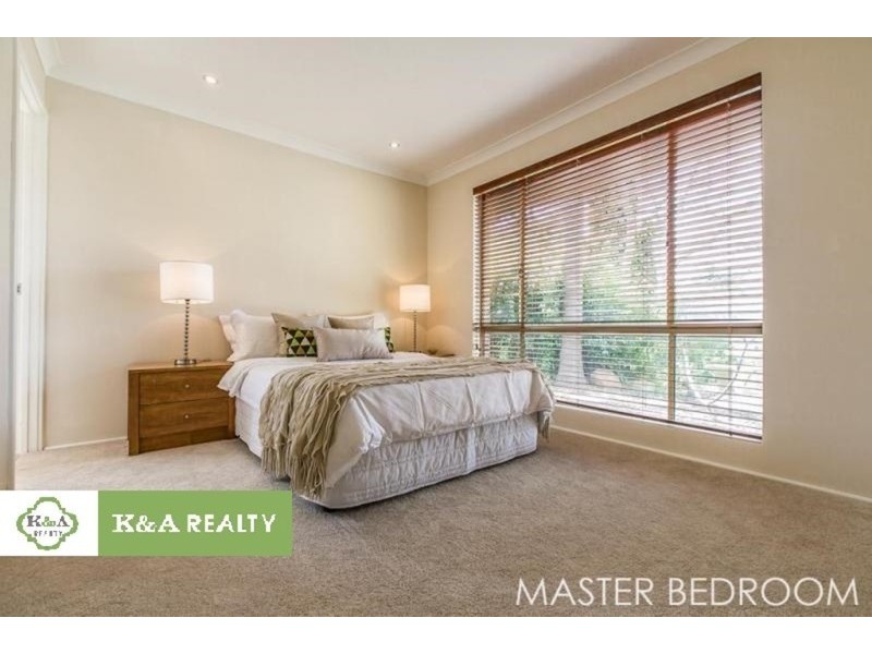 18 Richardson Court, Woodvale WA 6026