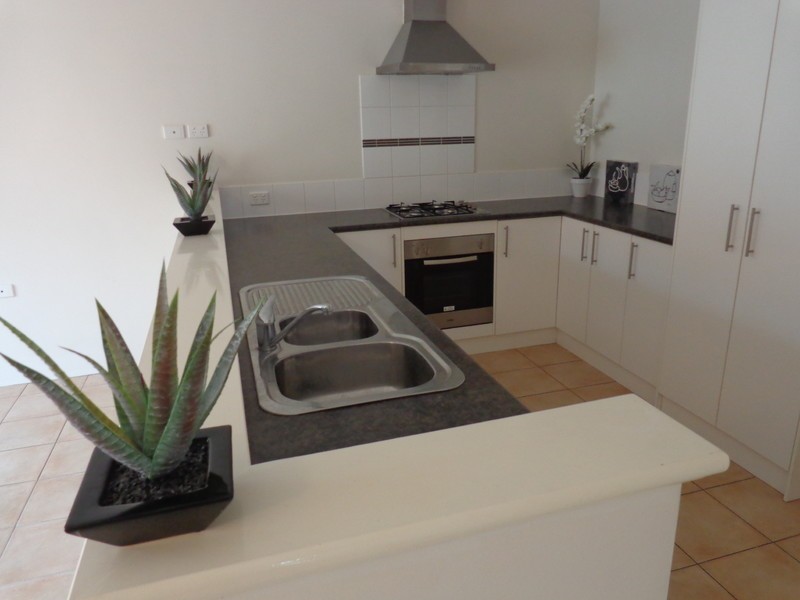 B/33 Grinstead Way, Balga WA 6061