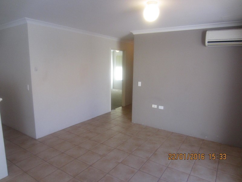 B/33 Grinstead Way, Balga WA 6061