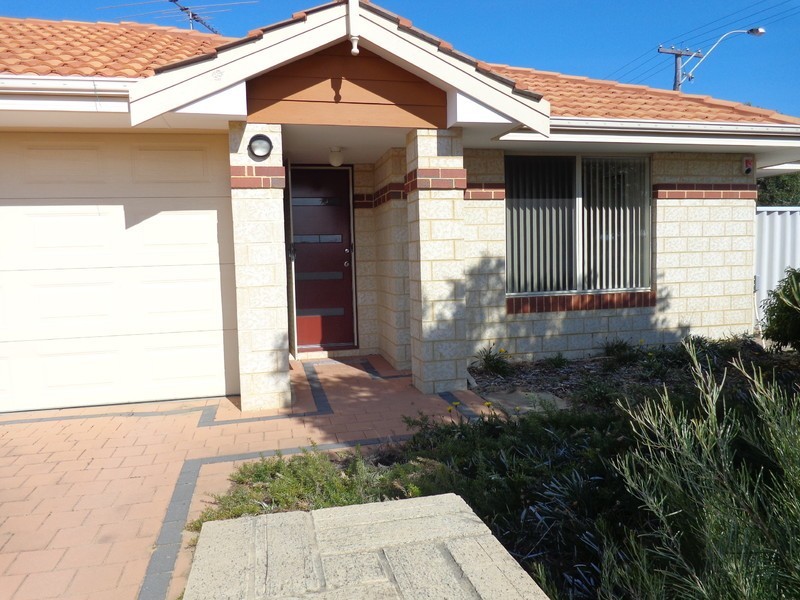 B/33 Grinstead Way, Balga WA 6061