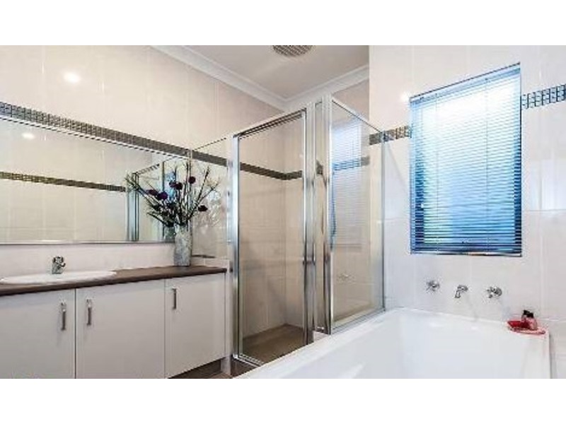 5/6 Bologna Vista, Landsdale WA 6065