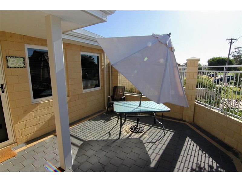 A/8 Currong Way, Nollamara WA 6061