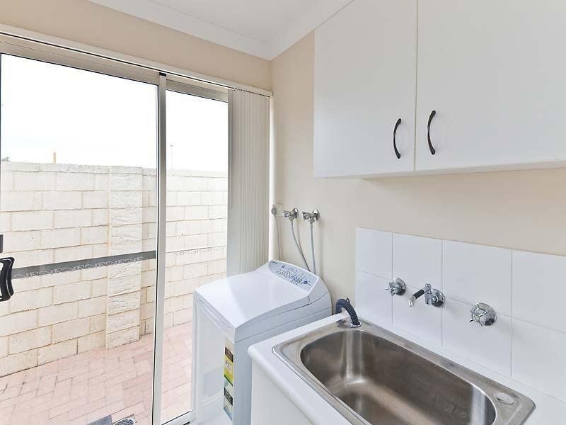 27 Penelope Place, Innaloo WA 6018