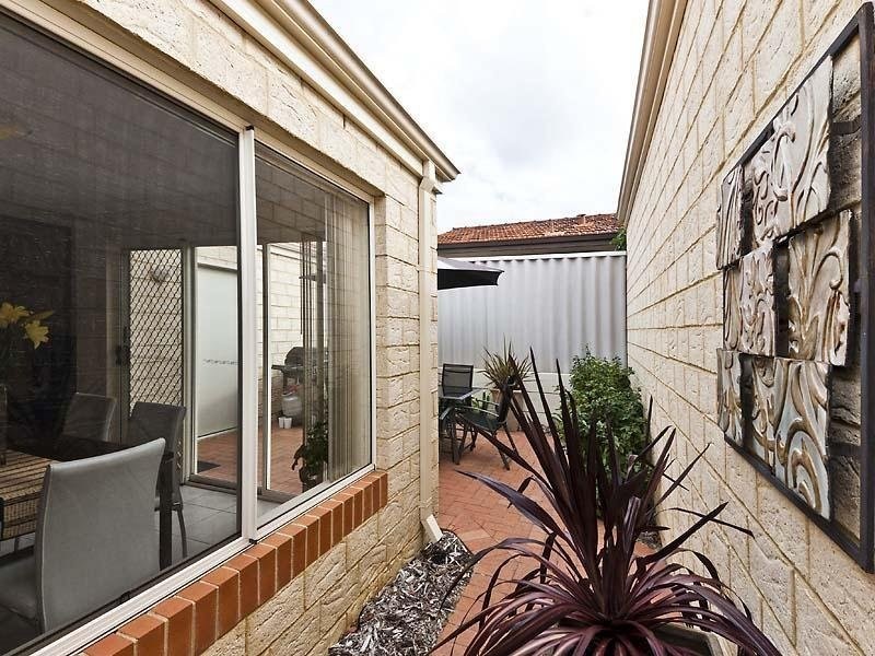 27 Penelope Place, Innaloo WA 6018