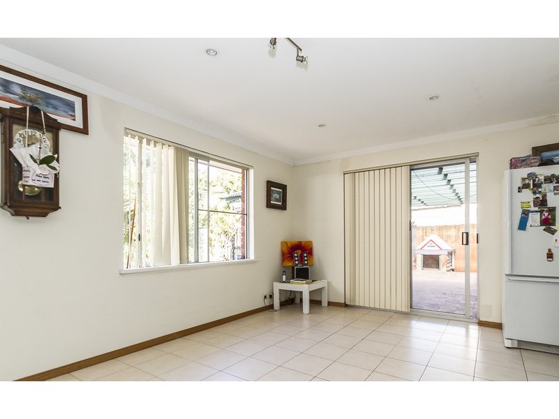 17 Maple Street, Greenwood WA 6024