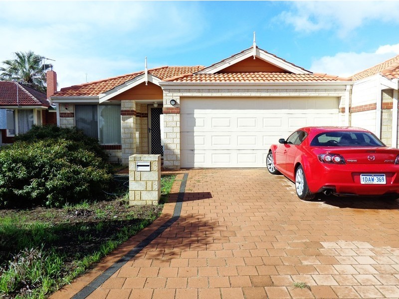 31 Grinstead Way, Balga WA 6061