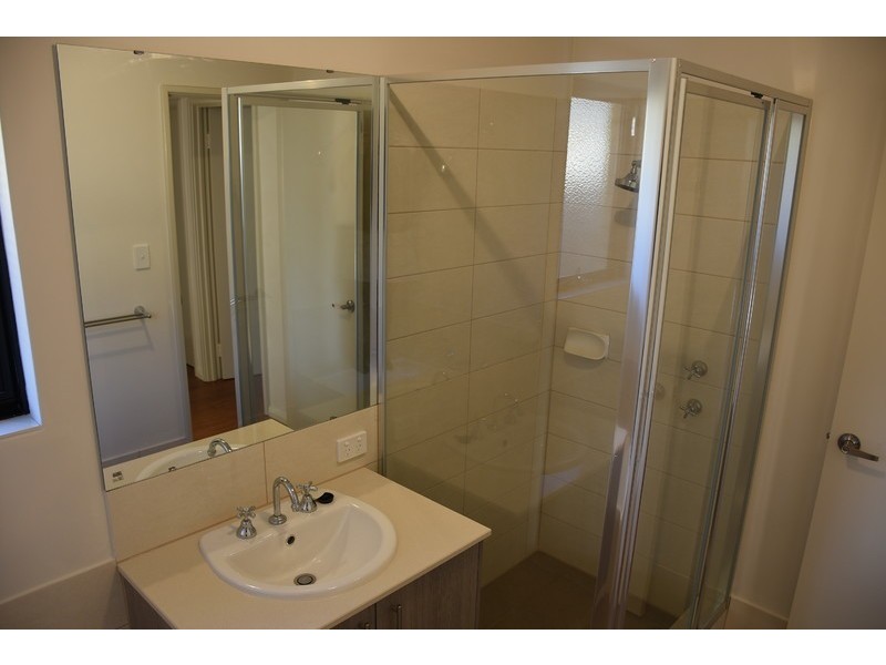 15 Hvar Street, Madeley WA 6065