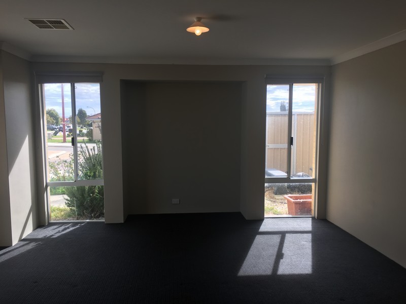 40 Ashdale Road, Darch WA 6065