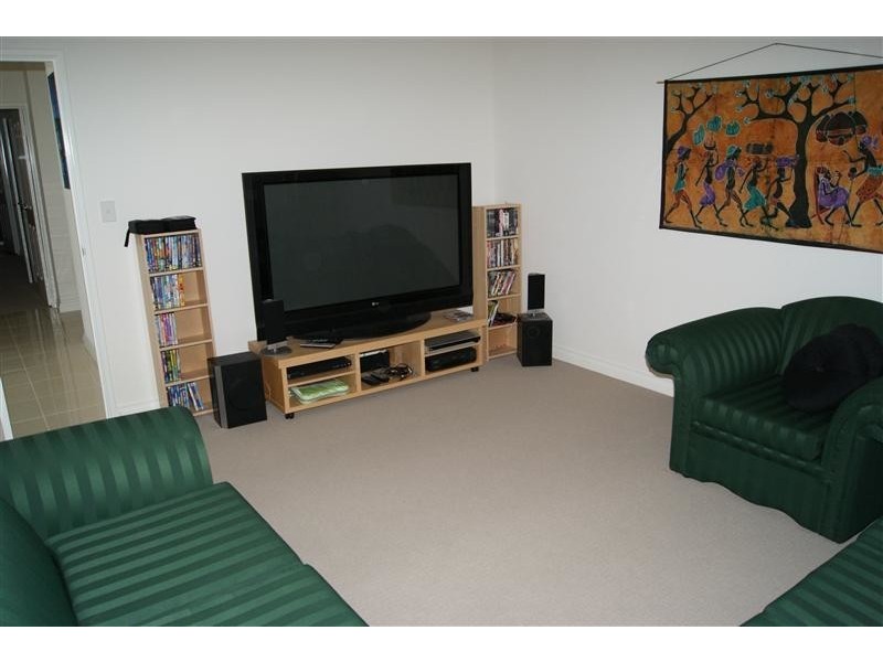 7 Redrobin Link, Tapping WA 6065