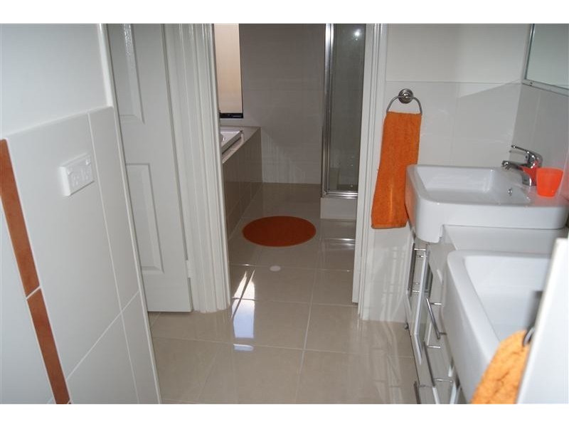 7 Redrobin Link, Tapping WA 6065