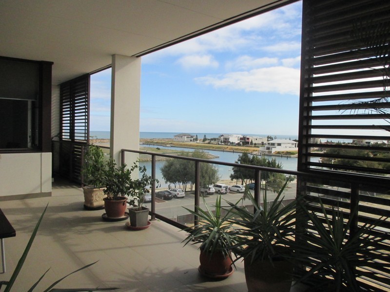 26/20 Medina Parade, North Coogee WA 6163