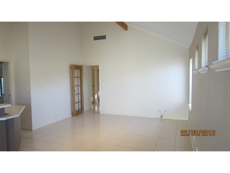 52 James Gilmour Way, Darch WA 6065