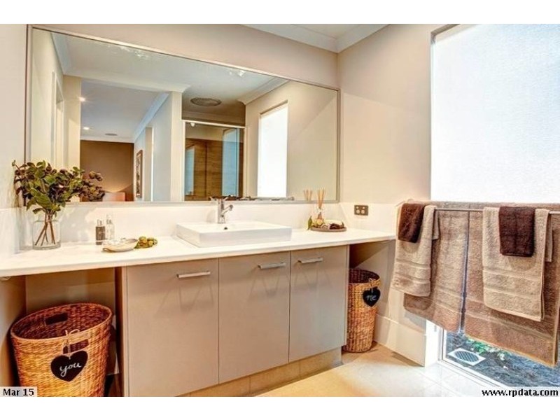 54 Jennapullin Crescent, Ellenbrook WA 6069