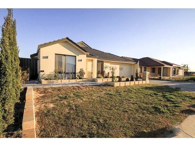 4 Varley Crest, Landsdale WA 6065