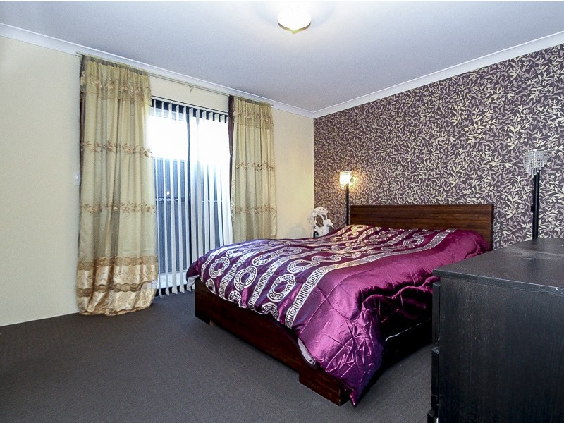 4 Varley Crest, Landsdale WA 6065