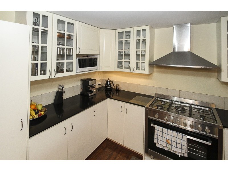 4 Varley Crest, Landsdale WA 6065