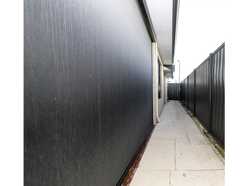 4 Varley Crest, Landsdale WA 6065