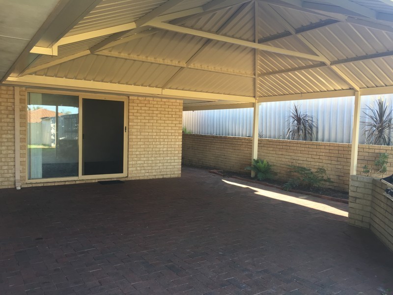 15 Gerosa Place, Alexander Heights WA 6064