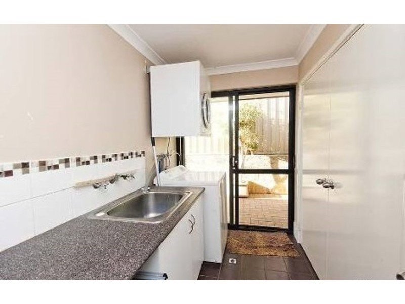 26 Sandringham Drive, Darch WA 6065