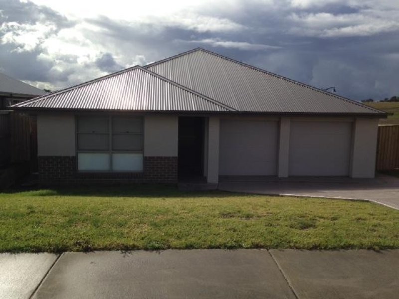 2 Grasshawk Drive, Thornton NSW 2322