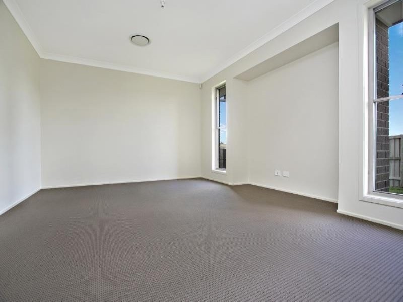 2 Grasshawk Drive, Thornton NSW 2322