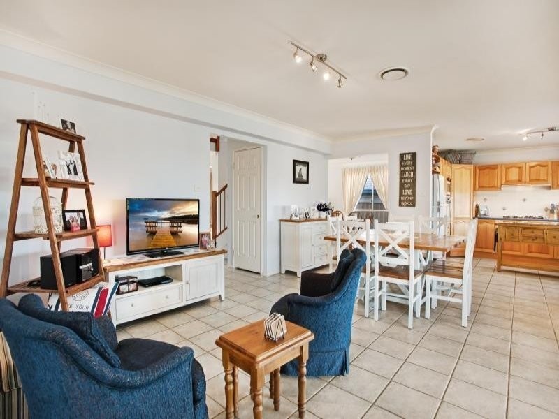 6 Yaldara Avenue, Thornton NSW 2322