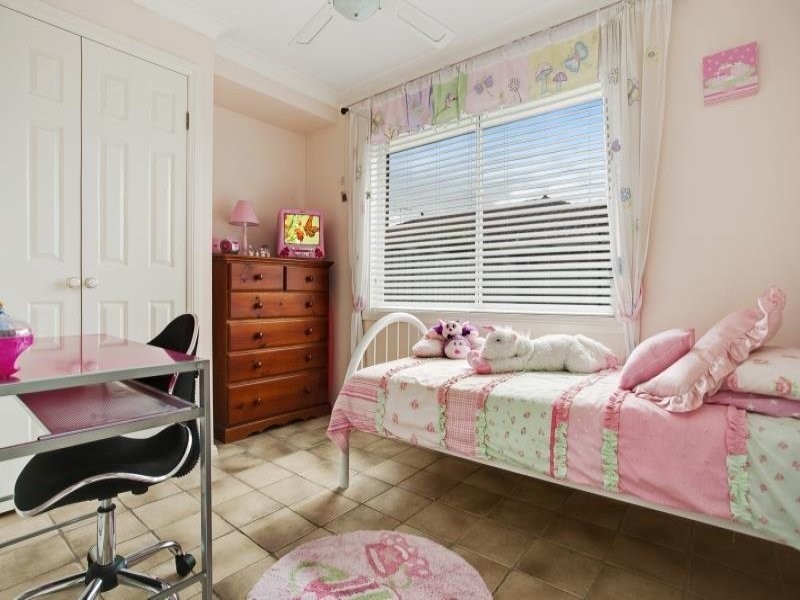 1 Rosewood Avenue, Thornton NSW 2322